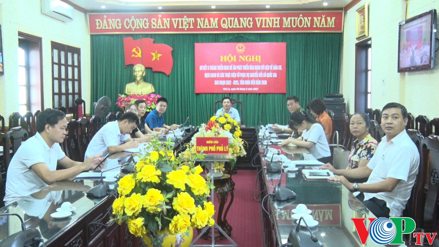 Hội nghị trực tuyến toàn quốc sơ kết 6 tháng triển khai Đề án phát triển ứng dụng dữ liệu về dân cư, định danh và xác thực điện tử phục vụ chuyển đổi số quốc gia giai đoạn 2022-2025, tầm nhìn đến năm 2030.