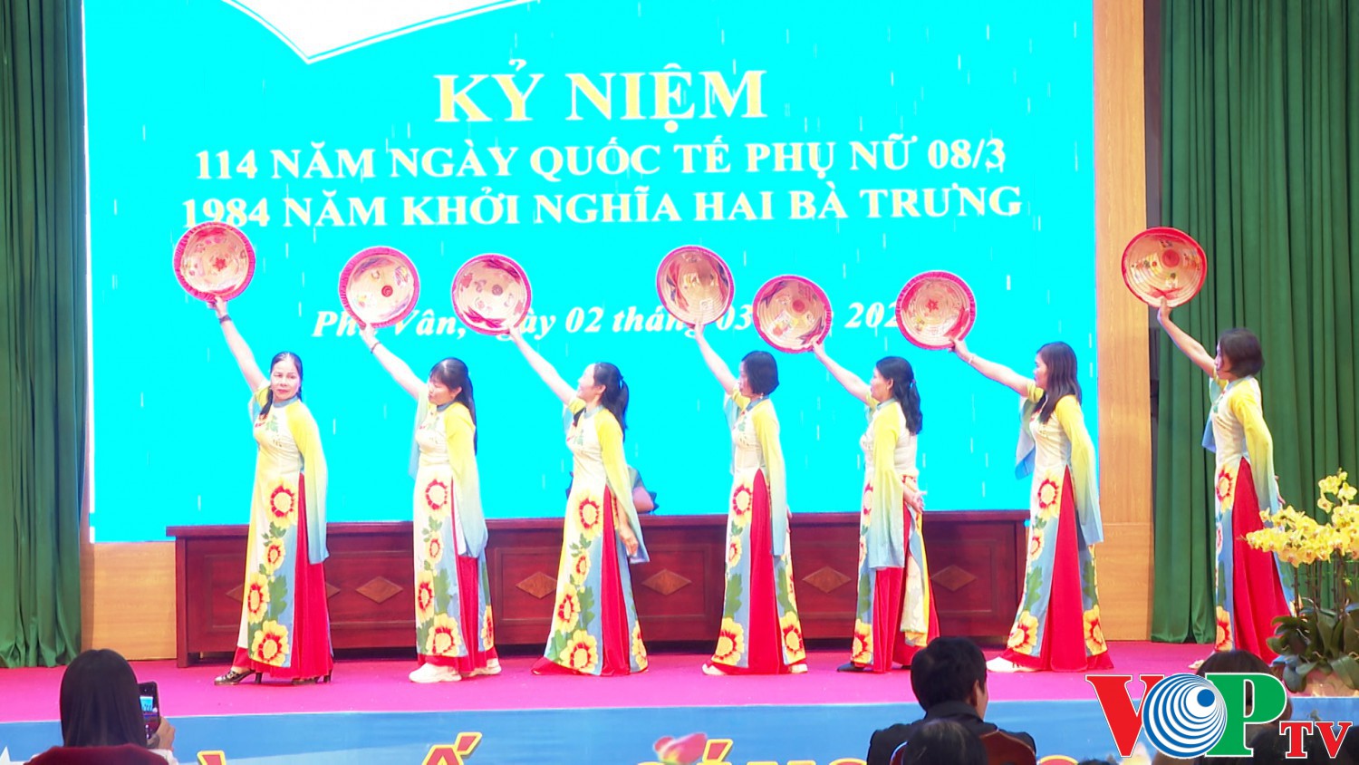 Hội LHPN xã Phù Vân tổ chức kỷ niệm 114 năm ngày Quốc tế phụ nữ và 1984 năm khởi nghĩa Hai Bà Trưng