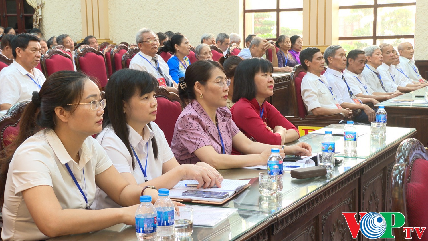 quang 00 05 30 23 Still094