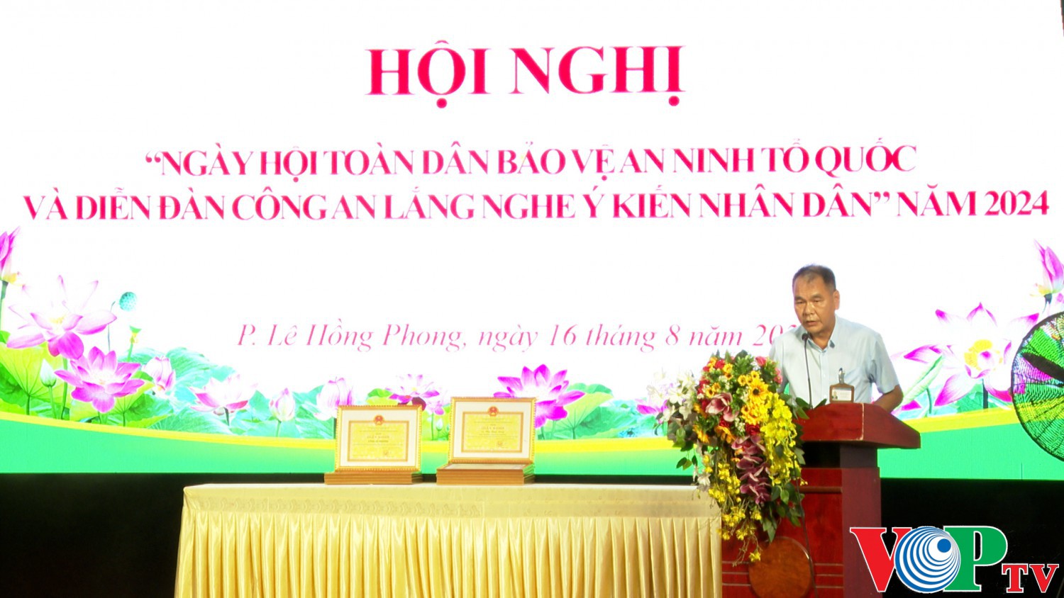 UBND phường Lê Hồng Phong tổ chức “Ngày hội toàn dân bảo vệ ANTQ” và “Diễn đàn Công an lắng nghe ý kiến nhân dân” năm 2024