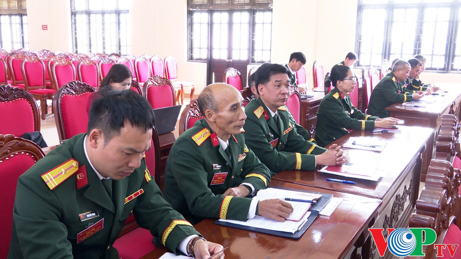 DUNG TIN 00 00 07 24 Still562