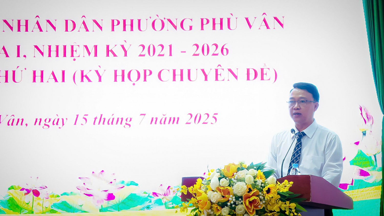 HĐND phường Phù Vân khoá I, nhiệm kỳ 2021 – 2026 tổ chức kỳ họp thứ Hai (kỳ họp chuyên đề)